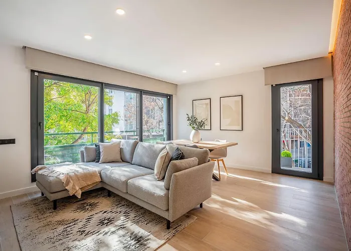 Apartsnoubcn Equador Les Corts