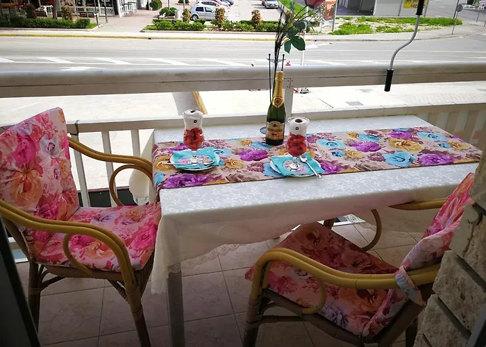Apartments Jadra Omis