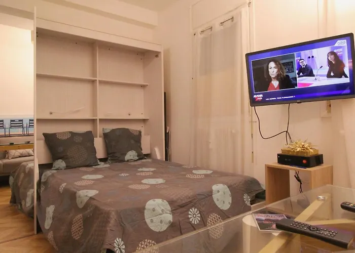 Monaco Studio Near Forum Grimaldi And Beach. Bnbrickeys.