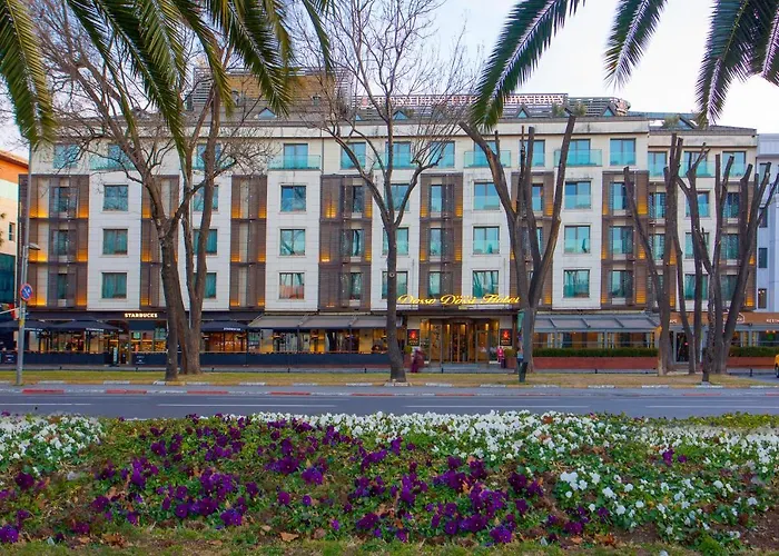 Dosso Dossi Hotels & Spa Downtown