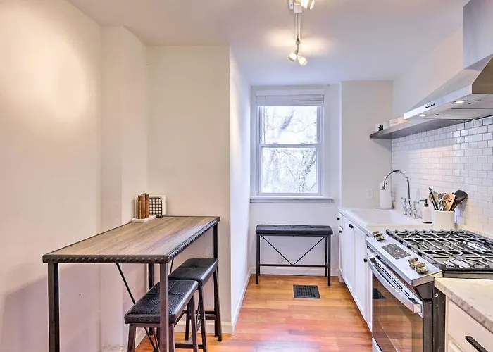 Cincinnati Vacation Rental: 6 Mi To Downtown!
