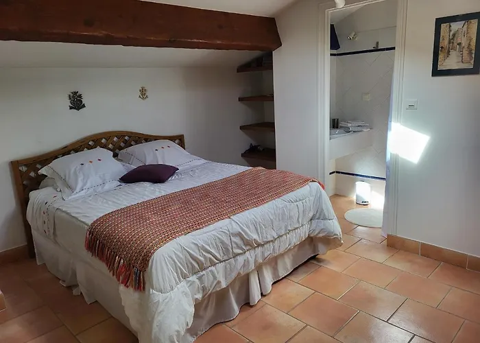 La Chouette De Camargue