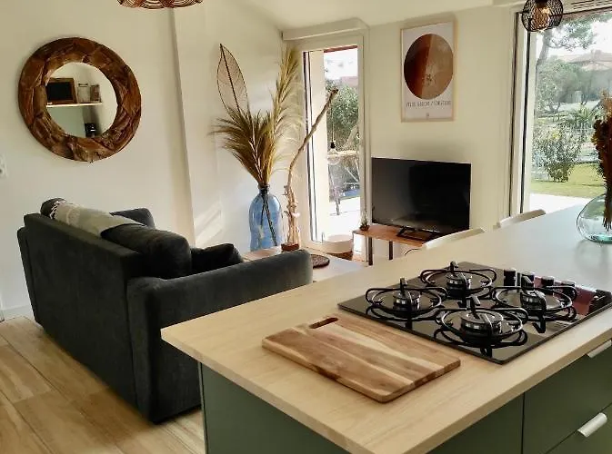 Maisonnette Neuve Plage Et Commerces A Pied