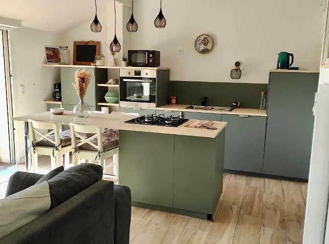 Maisonnette Neuve Plage Et Commerces A Pied