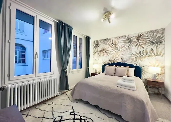 Exquisite One-Bedroom Apartment On Av Du Casino