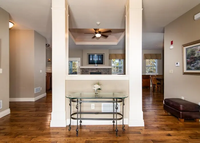Two Bedroom Villa In The Heart Of Branson
