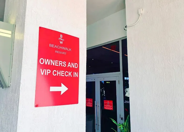 Beachwalk Resort - Penthouse In The Sky 3Bdr And 3Ba Luxury Condo Direct Ocean View - 25 Min To Fifa!
