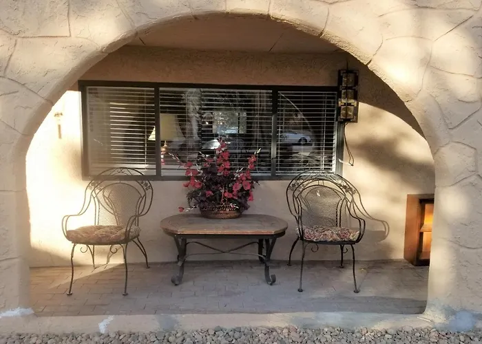Your Comfy Home In Colorado Springs