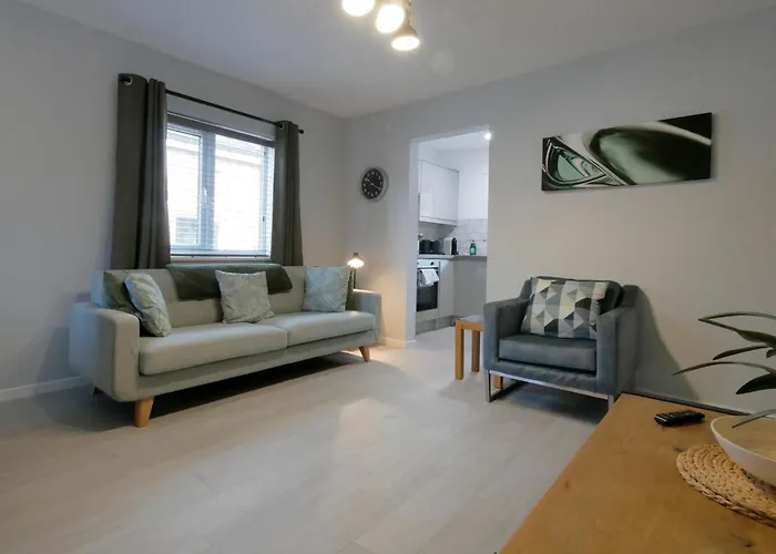 Crewe Short Lets 6 Victoria Court, Crewe