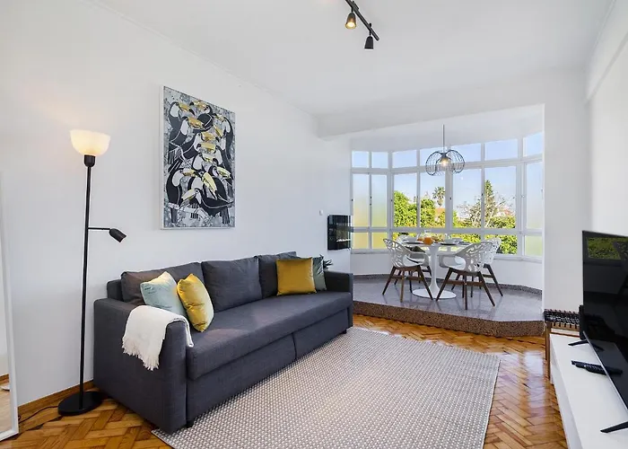 Whome Peaceful River Views In Alges Perfect For Families