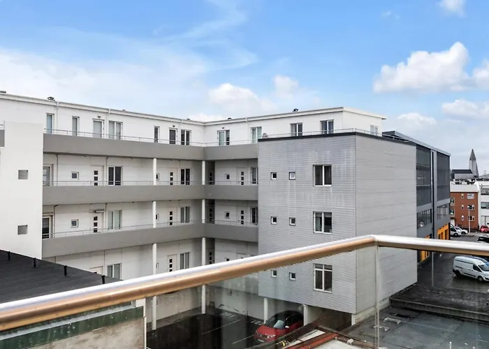 B18 Apartments
