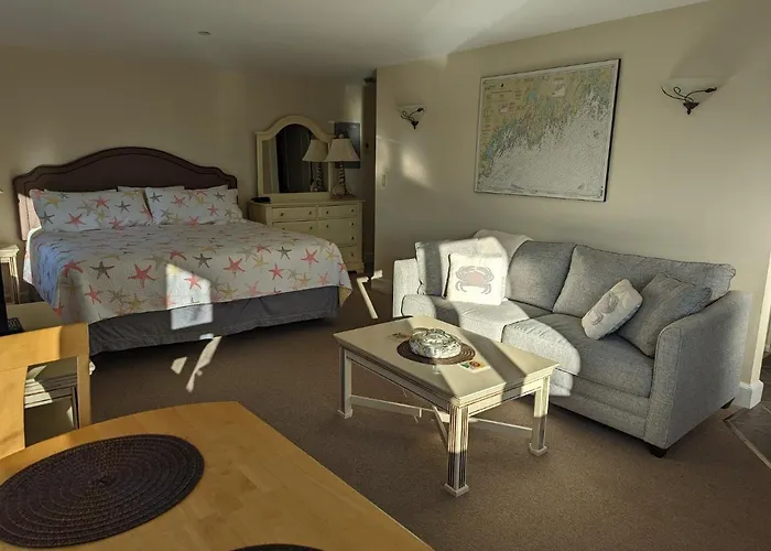 Riverfront 2Nd Floor With Balcony Sheepscot Harbour Vacation Club Studio #210