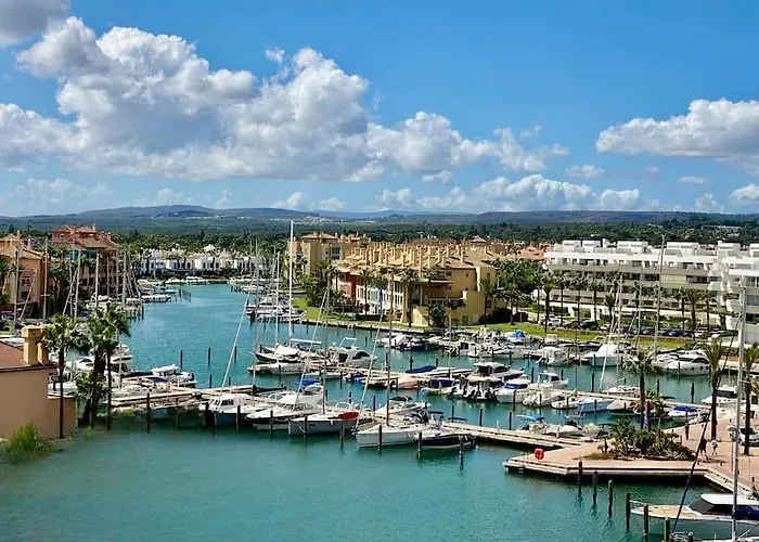 Yolo Spaces - Sotogrande Ocean View Penthouse