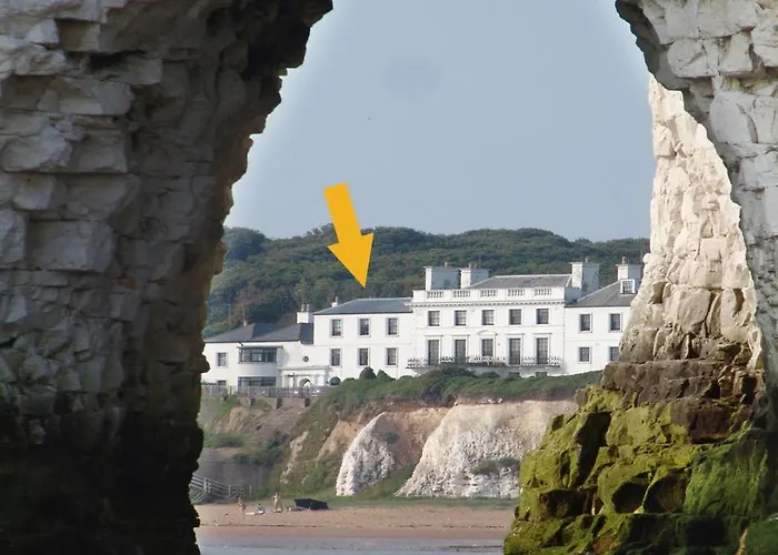 Broadstairs Beach Holiday Apartments, Opposite Kingsgate Bay With A Parking Space