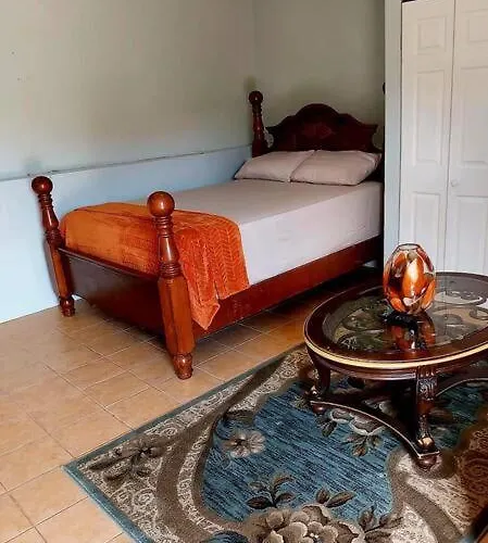 Comfort Cottage At The Grove