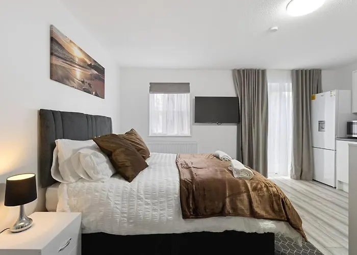 Stylish Studio Room In Mill Hill