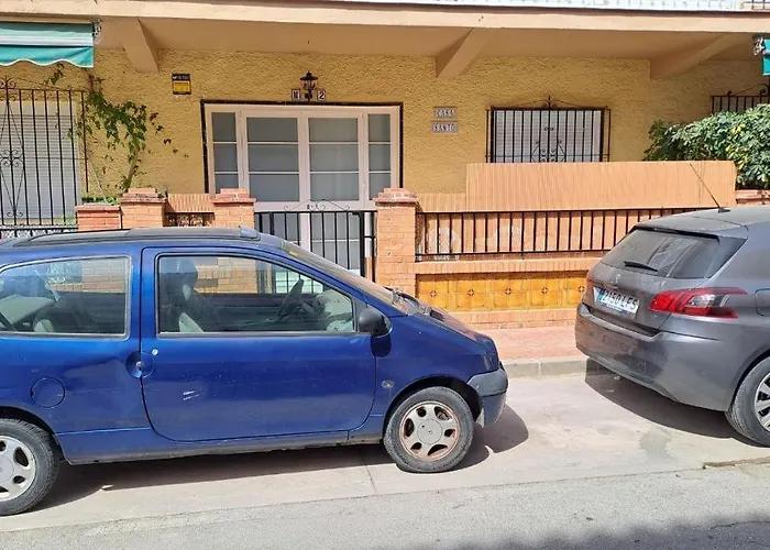 CASA SANTO a 2 minutos de la playa a pié y parking gratuito