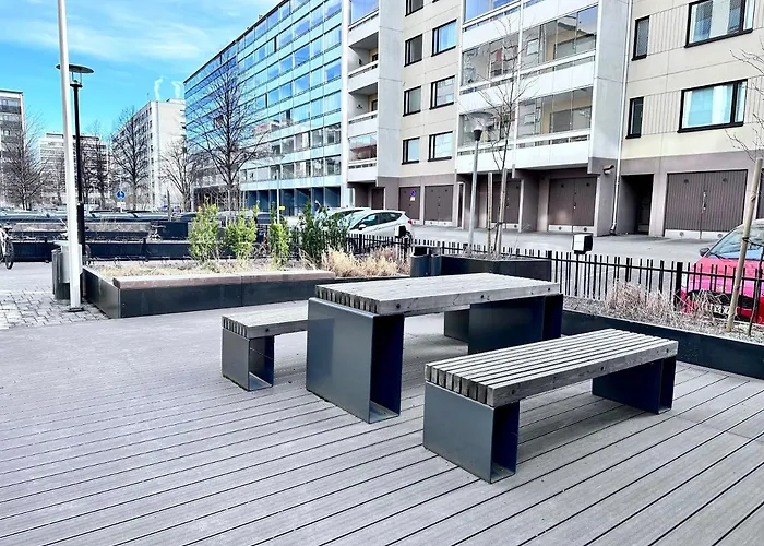 Peaceful Premium Apartment With Sauna And Balcony - Perfect Downtown Location