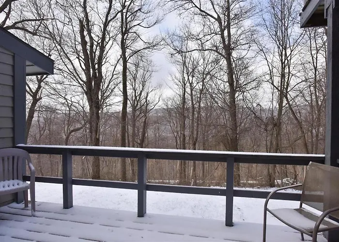 Seven Springs Swiss Mountain 1 Bedroom Standard Condo, Mountain Views! Condo