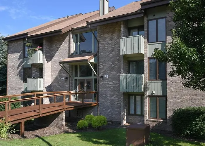 Seven Springs 2 Bedroom Standard Condo, Sleeps 10!