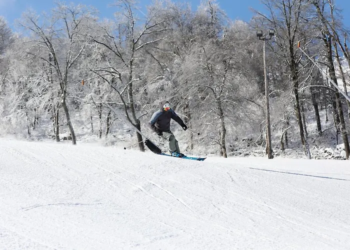 Seven Springs Sunridge 3 Bedroom Standard Condo With Loft, Ski-In Out Condo