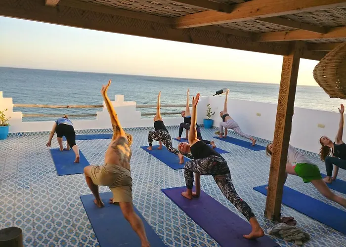 Bouad Seafront Apartments & Rooms