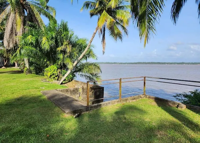 Hello-Guyane, Marina 2, Studio Prestige 5 Etoiles