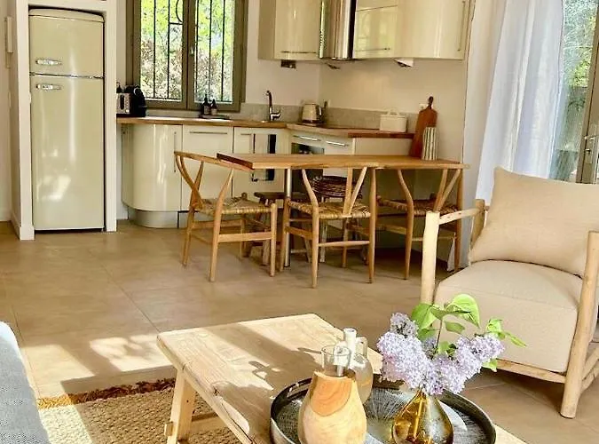 Le Cabanon Valbonne