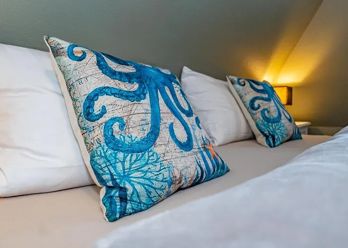 Gemuetliche Wohnung Unter Reet Mit Pool Und Sauna In Keitum