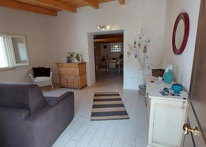 La Lupinella Apartment