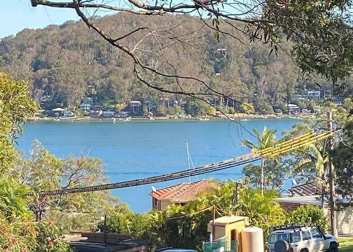 Refuge Cove On Pittwater