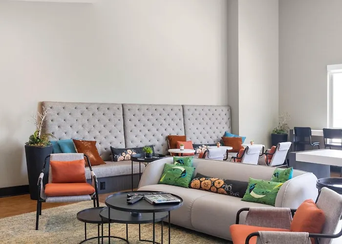 Sweet Tart Spot - Cozy Tc Condo - Tart Trail - Balcony - Pets Welcome