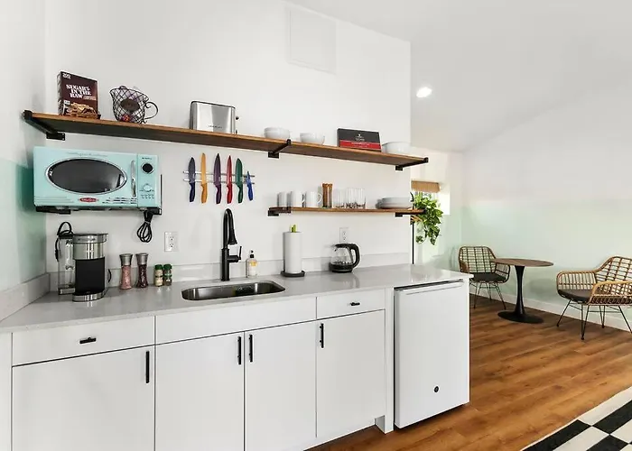 Pohaku Paea Studio Suite.Nui