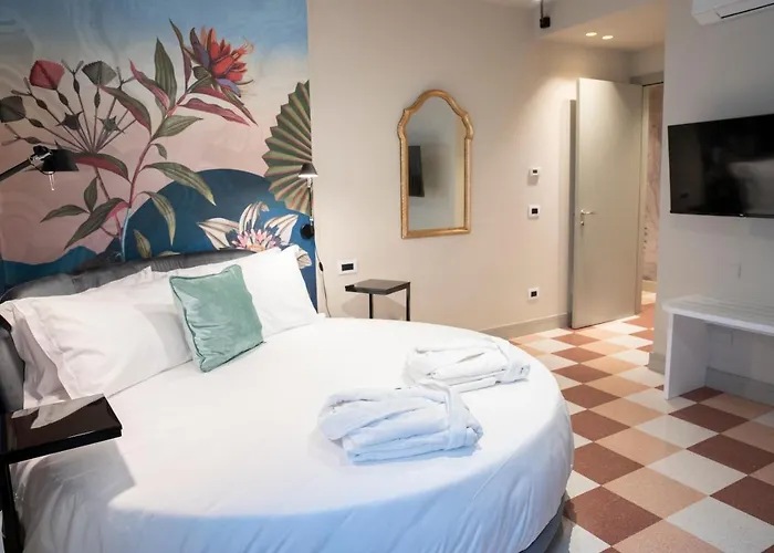 Palazzo Scappi Gardi Luxury Apartments