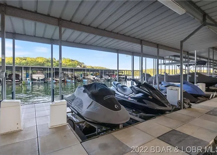 Most Exquisite View On The Lake! Usa Themed Fun Condo! Host Dedicated To Creating Your Next Memorable Vacation!