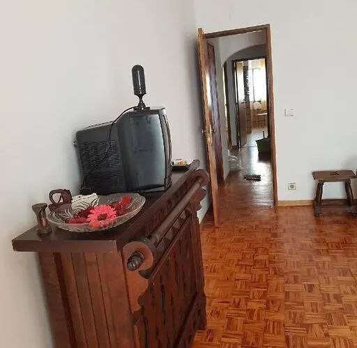 Appartement 3 pièces cuisine salle de bain à́AlvidéCascais