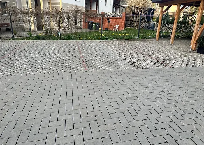 Kaethe-Kollwitz-Strasse 54, F2