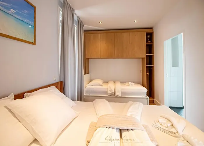 Aparthotel Trendy By Urban Home Stay