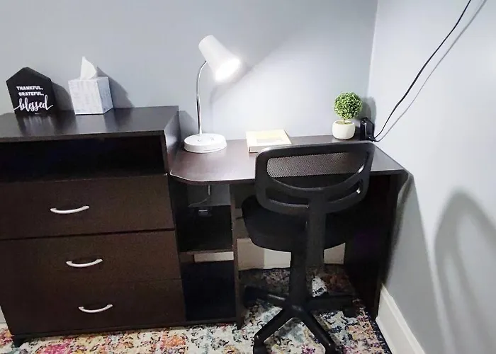 Entire Studio Apartment #2/Minutes To Downtown Indianapolis