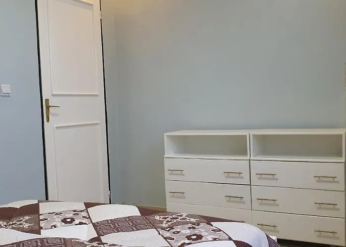 Cozy Nest Oasis - Serviced Apartment