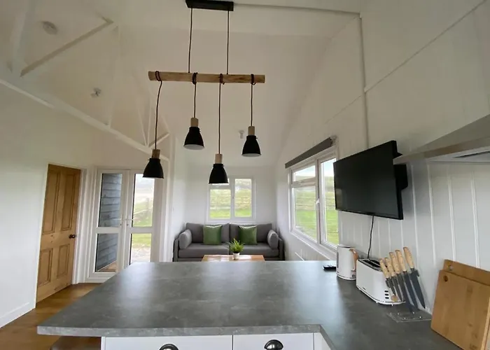Dog friendly hotels Outback Cosy Cottage Jurys Gap