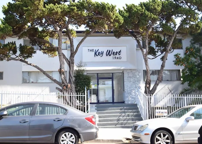 Hollywood Business Apartments