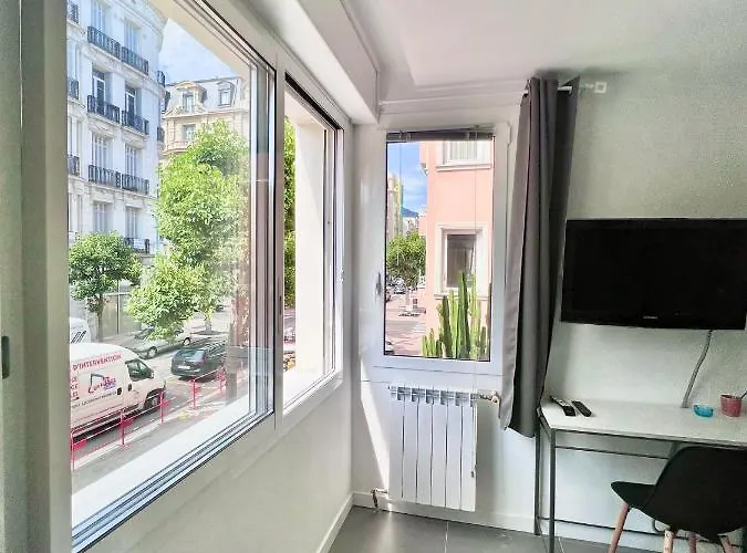 Gloria Maris Apartment