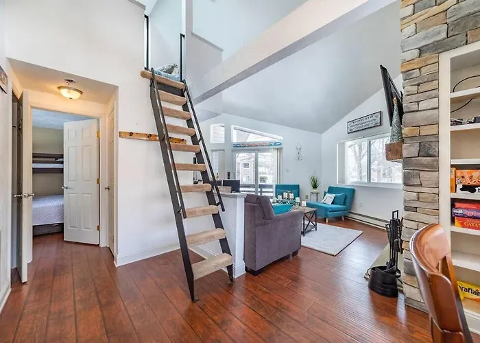 Hidden Valley - 1 Bedroom W/ Loft -2 Min. Walk To Pool/Ten
