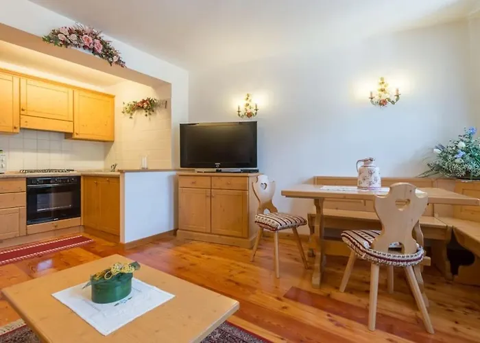 Cozy Apartment Near Cortina