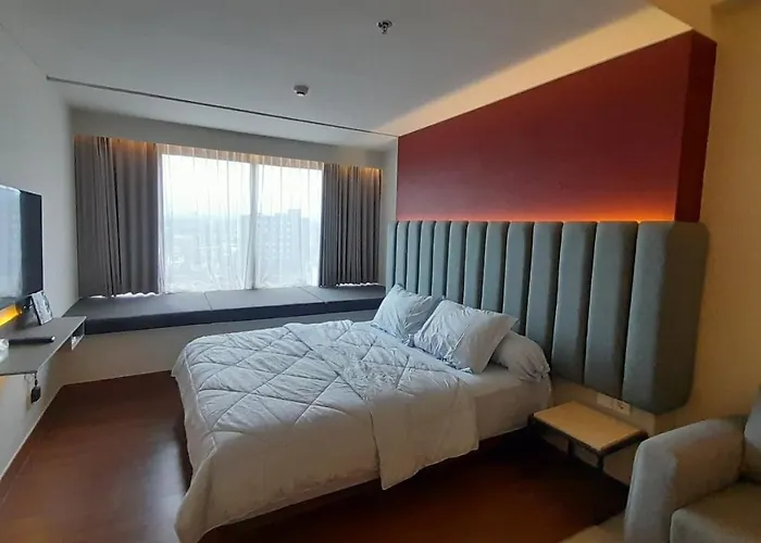 Ruby Apartment #19