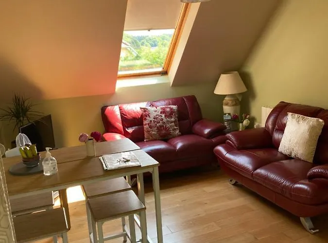 Scarr View 1St Floor Apartment A98W710