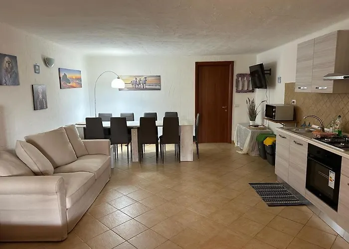 Lightblue-Celeste Central Apartment In Porto Rotondo