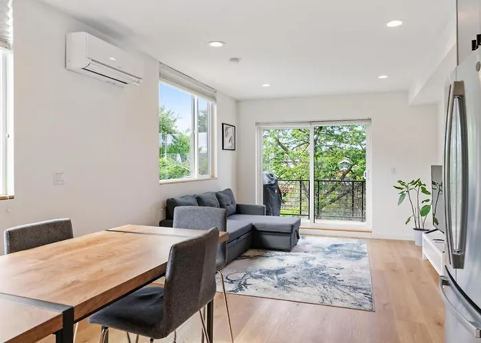 Modern Two Story Townhouse Near Light Rail