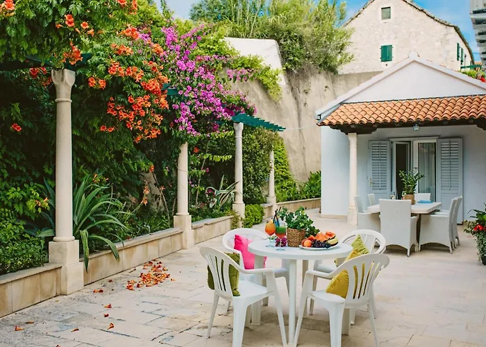 Villa Ardura - Island Holiday Residence **** Bol. Island Brac